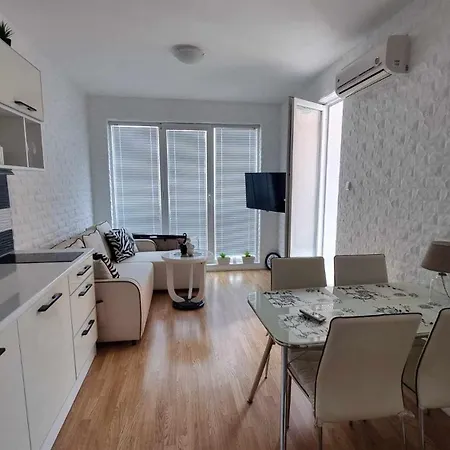 апарамент за гости романс марин Sunny Beach